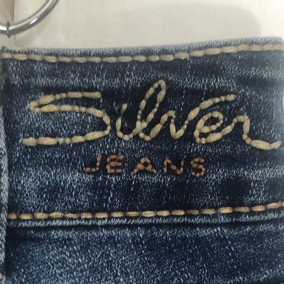 Womens Silver Suki Jeans. Capris. Size 32”. - Picture 2 of 8